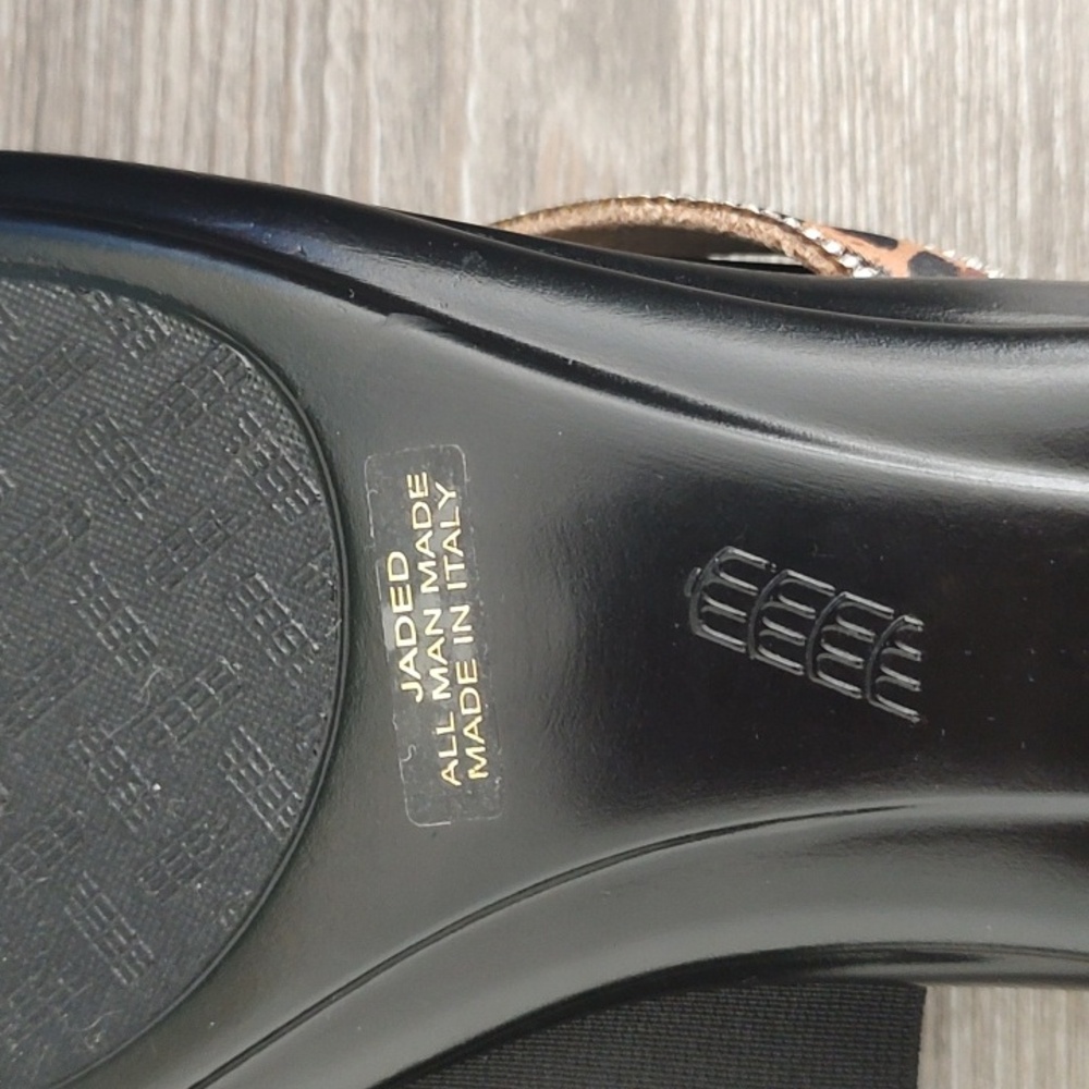 Italian Shoemakers Black and Leopard Sandals - Picture 10 of 13